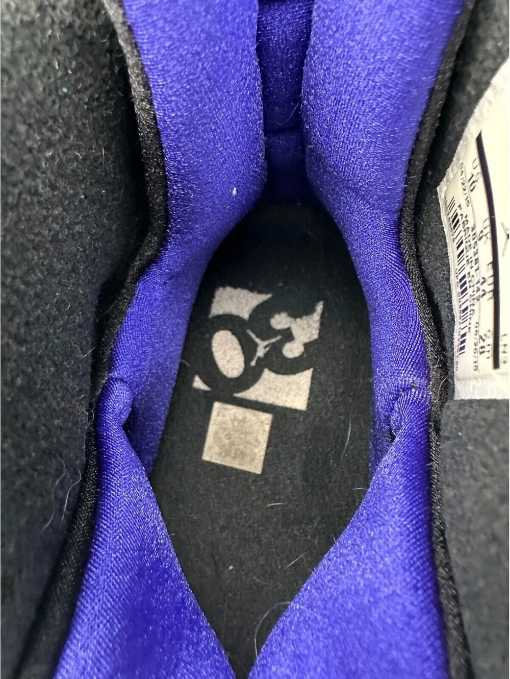 Size 10 - Air Jordan 8 Three-Peat